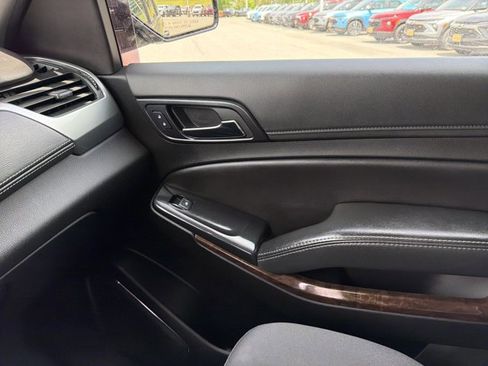 Used 2019 Chevrolet Tahoe LS w/ All-Season Package AWD/4WD image 24