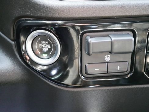 Used 2024 GMC Sierra 1500 Elevation w/ Elevation Premium Package AWD/4WD image 34