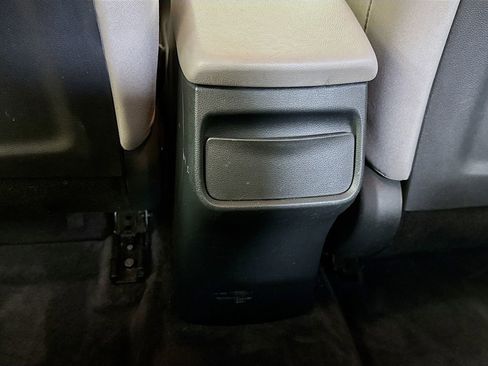 Used 2017 Hyundai Elantra SE FWD image 28