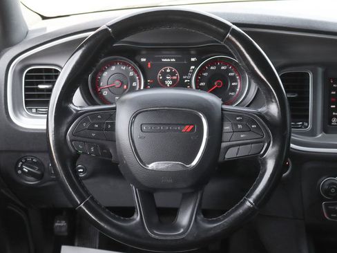 Used 2019 Dodge Charger SXT image 19