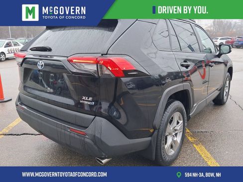 Used 2023 Toyota RAV4 XLE w/ Convenience Package image 3