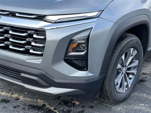 New 2026 Chevrolet Equinox LT w/ Convenience Package II image 8