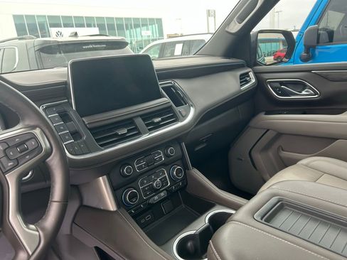 Used 2024 Chevrolet Tahoe LT w/ Luxury Package image 5