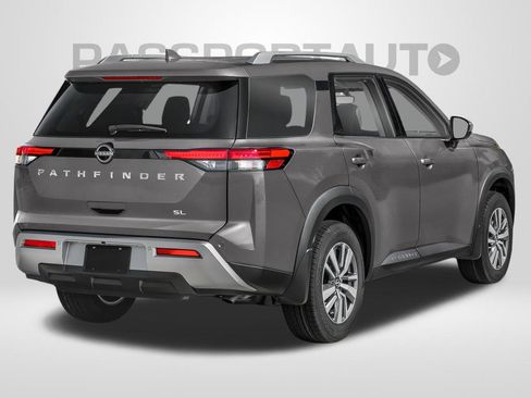 Used 2025 Nissan Pathfinder SL AWD/4WD image 2