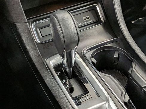 Used 2023 Subaru Ascent Limited AWD/4WD image 24