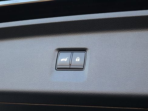 Certified 2023 INFINITI QX60 Luxe w/ Performance Audio Package image 30