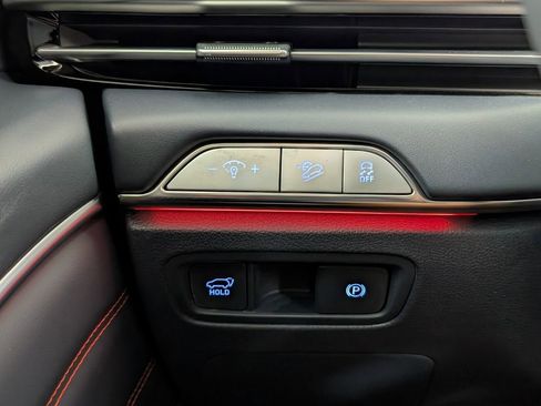 Used 2025 Genesis GV80 3.5T e-SC image 27