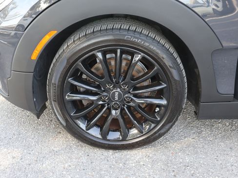 Used 2020 MINI Cooper Clubman S w/ Premium Package image 13