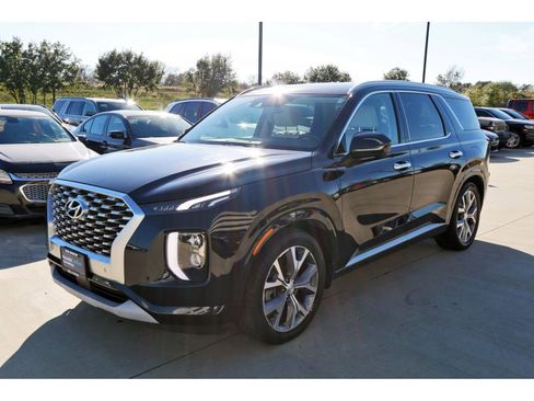 Used 2021 Hyundai Palisade Limited w/ Cargo Package image 4