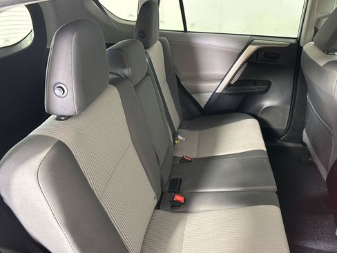 Used 2013 Toyota RAV4 LE AWD/4WD image 17