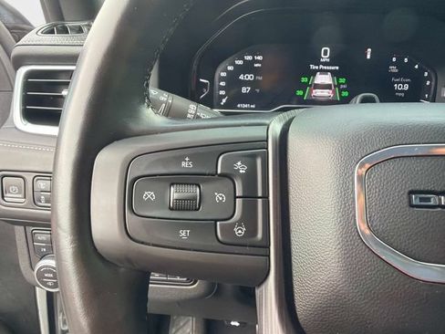 Used 2023 GMC Yukon Denali Ultimate w/ LPO, Floor Liner Package AWD/4WD image 27