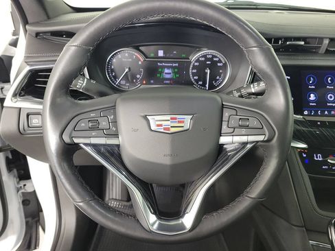 Certified 2023 Cadillac XT6 Premium Luxury FWD image 23
