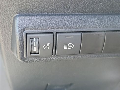 Used 2024 Toyota Corolla SE FWD image 29