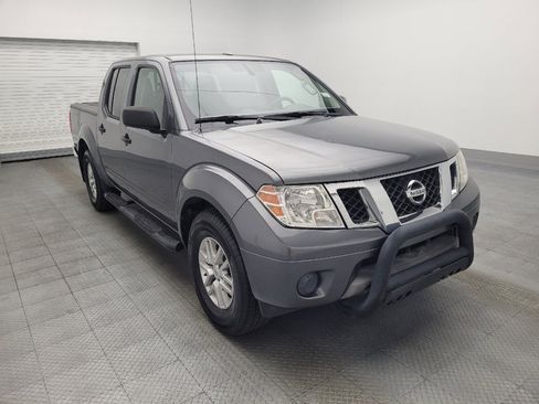 Used 2017 Nissan Frontier SV image 13