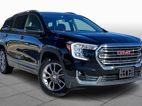 Used 2023 GMC Terrain SLT image 3