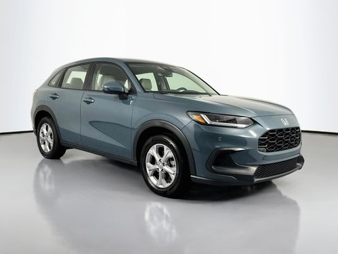 Certified 2024 Honda HR-V LX image 3