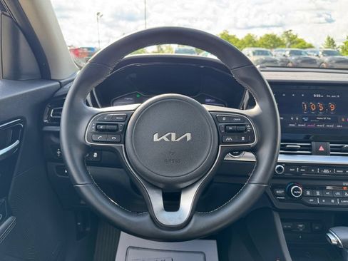 Used 2022 Kia Niro Touring Special Edition FWD image 15