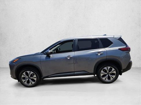 Certified 2023 Nissan Rogue SV FWD image 5