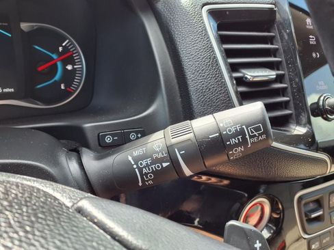 Used 2021 Honda Pilot Elite image 24