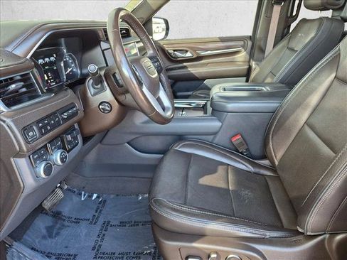 Used 2021 GMC Yukon Denali w/ Denali Premium Package AWD/4WD image 14