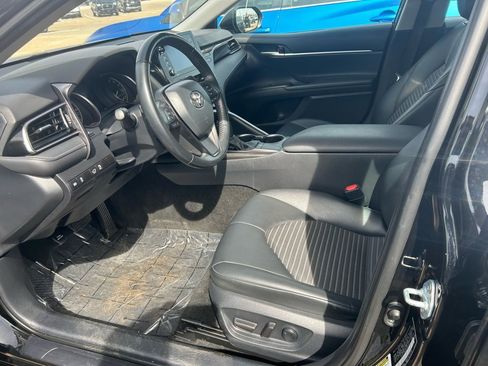 Used 2023 Toyota Camry SE image 10