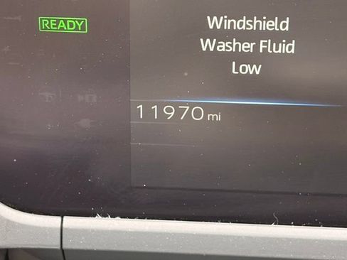 Used 2025 Toyota bZ4X AWD w/ Weather Package image 17