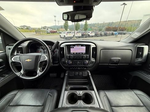 Used 2015 Chevrolet Silverado 1500 LTZ Z71 w/ LTZ Plus Package AWD/4WD image 10
