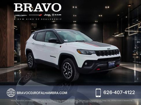 New 2026 Jeep Compass Trailhawk AWD/4WD image 1