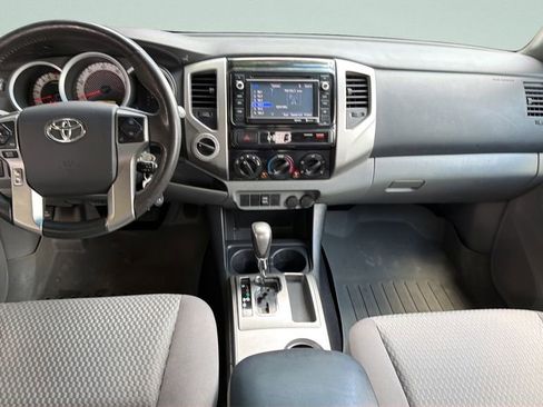 Used 2014 Toyota Tacoma 4x4 Access Cab w/ SR5 Package image 10