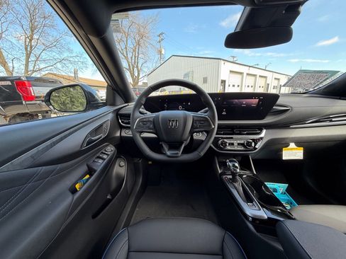 New 2026 Buick Envista Sport Touring image 2