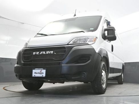 Used 2023 RAM ProMaster 2500 FWD image 32