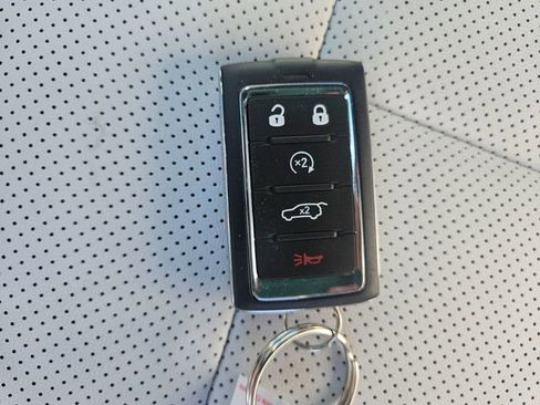 Used 2026 Jeep Cherokee Limited AWD/4WD image 29