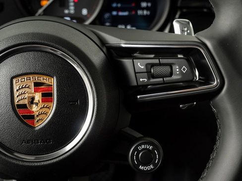 New 2026 Porsche Macan AWD/4WD image 11