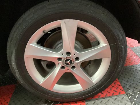 Used 2017 Mercedes-Benz GLE 350 4MATIC image 5