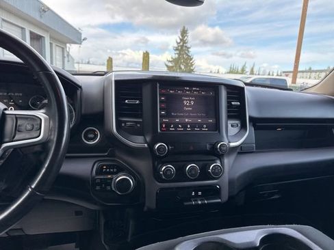 Used 2019 RAM 1500 Big Horn AWD/4WD image 22