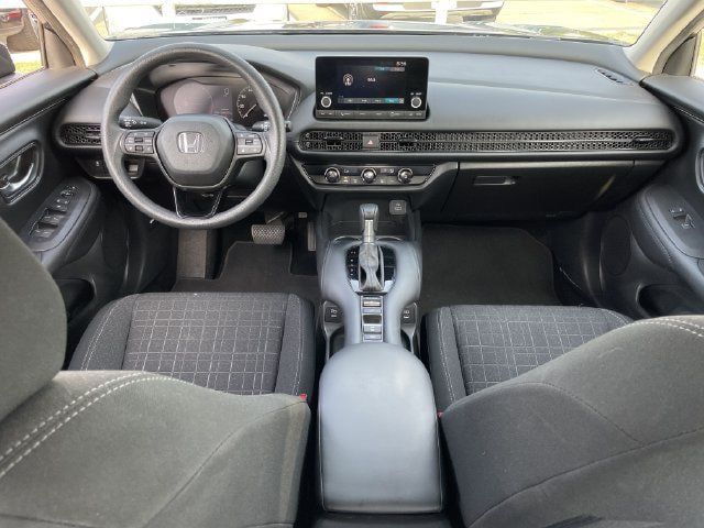 Used 2025 Honda HR-V LX image 9