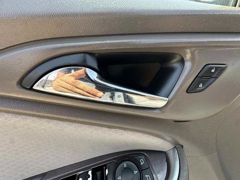Used 2016 Chevrolet Malibu LT FWD image 24