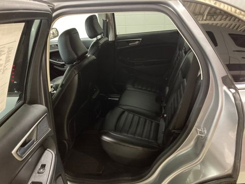 Used 2022 Ford Edge SEL w/ Convenience Package AWD/4WD image 16