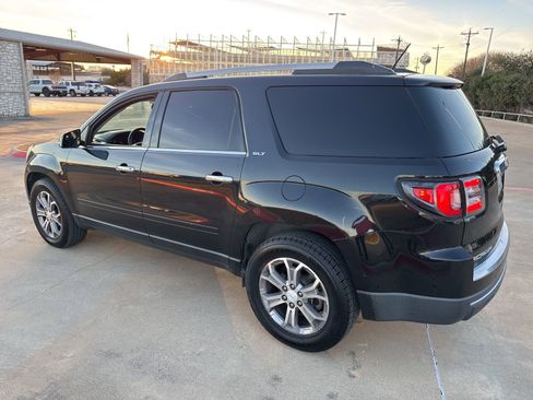 Used 2014 GMC Acadia SLT image 3