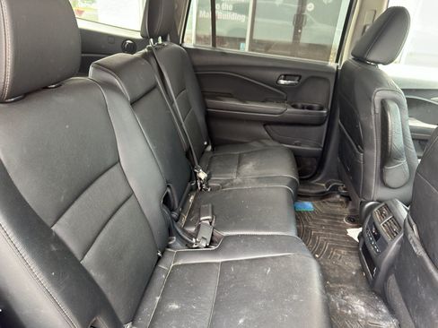 Used 2021 Honda Pilot Special Edition image 14