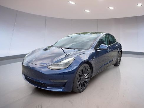 Used 2023 Tesla Model 3 Performance AWD/4WD image 2