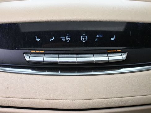 Used 2021 Cadillac Escalade Premium Luxury w/ Driver Assist Tech Package AWD/4WD image 23