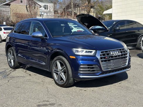 Used 2019 Audi SQ5 Premium image 1