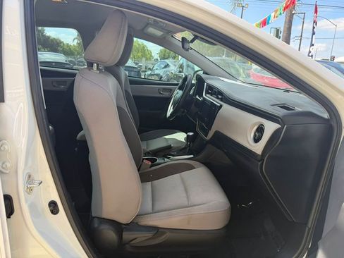 Used 2017 Toyota Corolla LE w/ Carpet Mat Package (TMS) FWD image 21