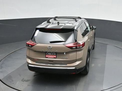 Used 2025 Nissan Rogue Platinum w/ Platinum Premium Package image 32
