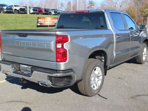 New 2026 Chevrolet Silverado 1500 LT w/ Z71 Off-Road Package image 7