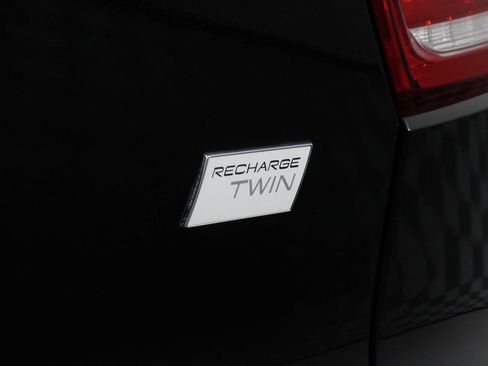 Certified 2023 Volvo XC40 Recharge Ultimate w/ Protection Package Premier AWD/4WD image 20