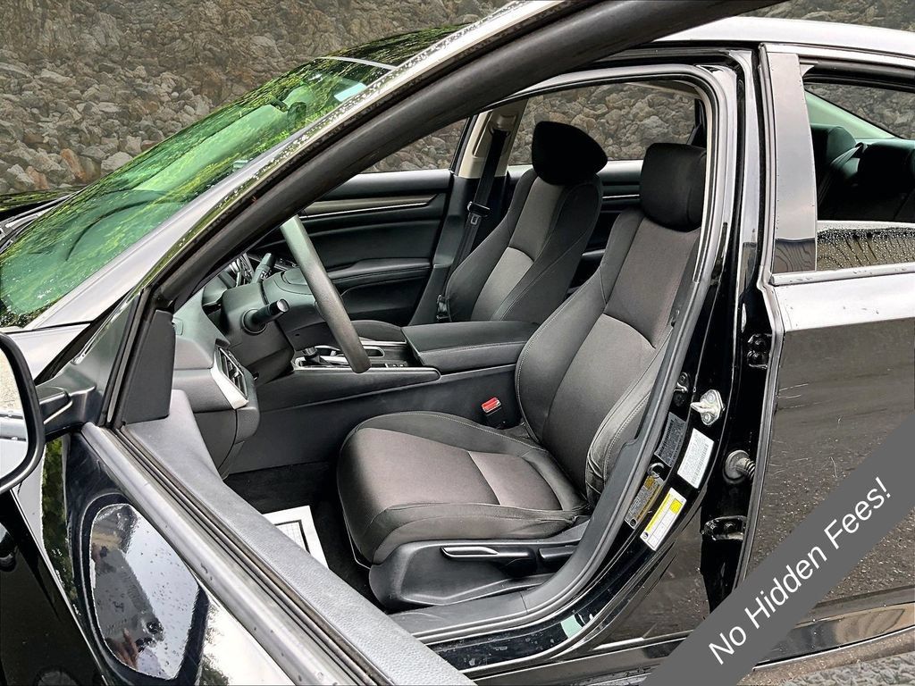 Used 2019 Honda Accord LX image 21