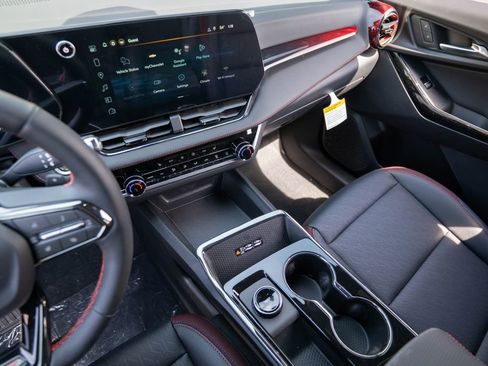 New 2026 Chevrolet Equinox RS w/ Safety and Technology Package FWD image 21
