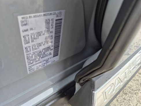 Used 2022 Nissan Pathfinder Platinum w/ Cargo Package FWD image 33